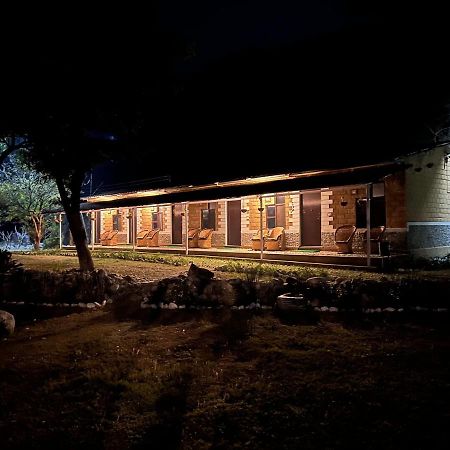 Aura Wildlife Camp And Resorts Marchula Bagian luar foto