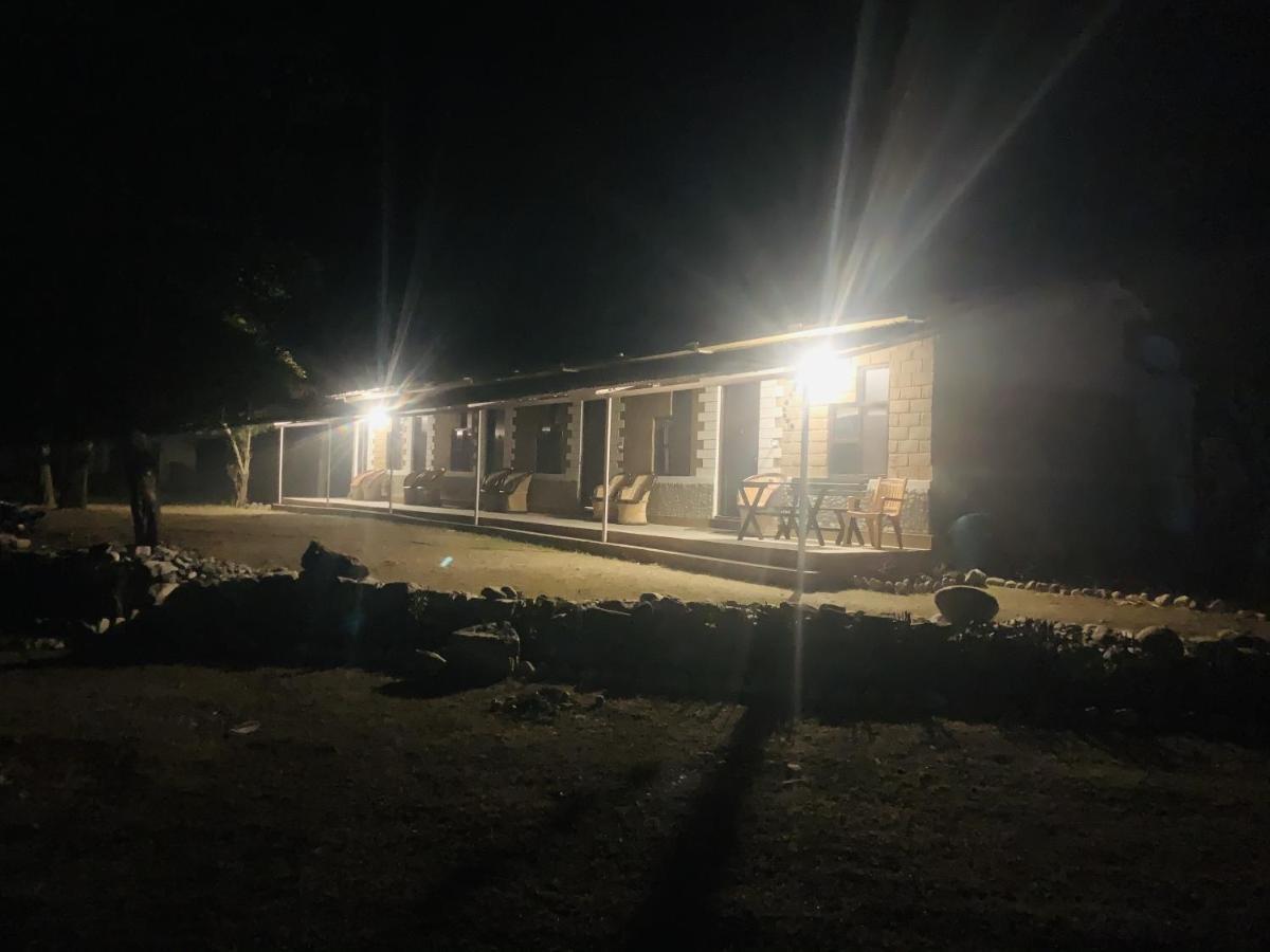 Aura Wildlife Camp And Resorts Marchula Bagian luar foto